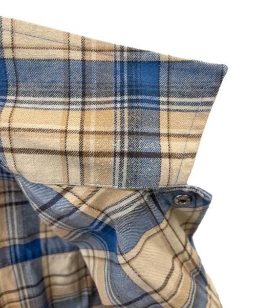 MONCLER（モンクレール）MONCLER (モンクレール) MONCLER　バックロゴフランネルシャツ ブルー×ベージュ サイズ:Lの古着・服飾アイテム