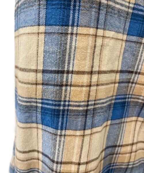 MONCLER（モンクレール）MONCLER (モンクレール) MONCLER　バックロゴフランネルシャツ ブルー×ベージュ サイズ:Lの古着・服飾アイテム