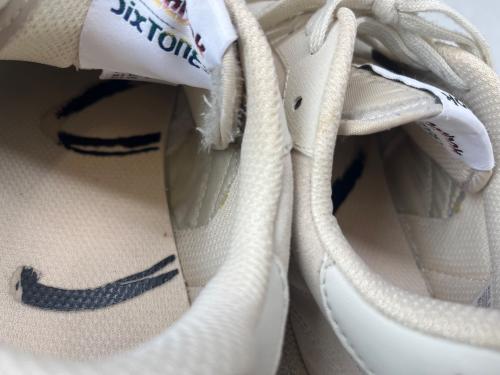 REEBOK（リーボック）REEBOK (リーボック) SixTONES (ストーンズ) REEBOK× SixTONES Club C 85 Vintage ローカットスニーカー アイボリー サイズ:24.5の古着・服飾アイテム