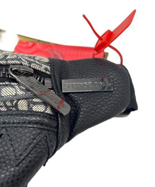 SPRAYGROUND（スプレーグランド）SPRAYGROUND (スプレーグランド) SPRAYGROUND　ボディーバッグ ブラック 未使用品の古着・服飾アイテム