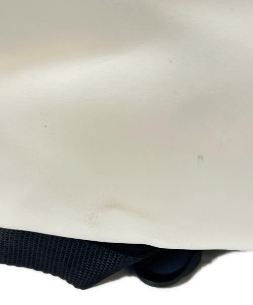 SPRAYGROUND（スプレーグランド）SPRAYGROUND (スプレーグランド) バックパック ホワイト×グレー 未使用品の古着・服飾アイテム