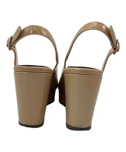 PRADA（プラダ）PRADA (プラダ) PRADA 厚底サンダル ベージュ サイズ:37の古着・服飾アイテム