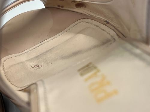 PRADA（プラダ）PRADA (プラダ) PRADA 厚底サンダル ベージュ サイズ:37の古着・服飾アイテム