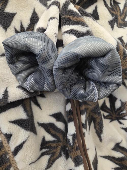 HUF（ハフ）HUF (ハフ) HUF  フリースジャケット ホワイト サイズ:XXLの古着・服飾アイテム