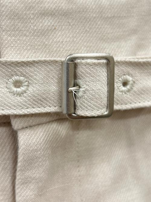 ebure（エブール）ebure (エブール) EBURE　ベルテッドタイトスカート アイボリー サイズ:36の古着・服飾アイテム