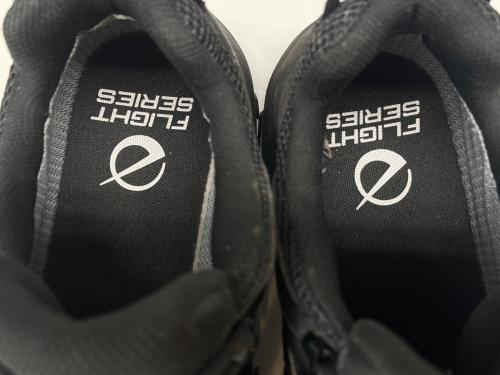 THE NORTH FACE（ザ ノース フェイス）THE NORTH FACE (ザ ノース フェイス) THE NORTH FACE  HEDGEHOG ’06 RVST スニーカー ブラック サイズ:26の古着・服飾アイテム