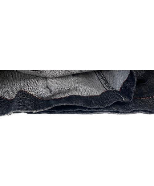 Wrangler（ラングラー）Wrangler (ラングラー) CAMPHOR WOOD (カンファーウッド) Wrangler CAMPHOR WOOD　タックデニムパンツ ブラック サイズ:Ｓの古着・服飾アイテム