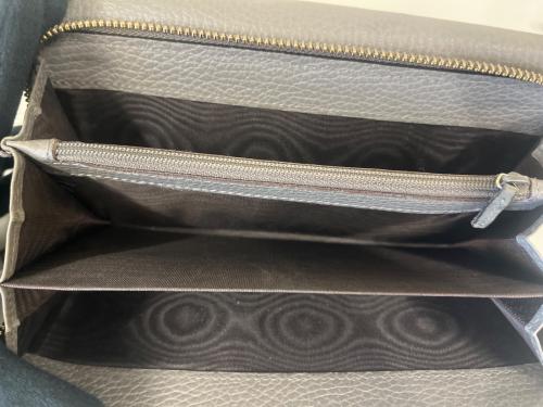 GUCCI（グッチ）GUCCI (グッチ) GUCCI インターロッキングG　長財布 グレーの古着・服飾アイテム