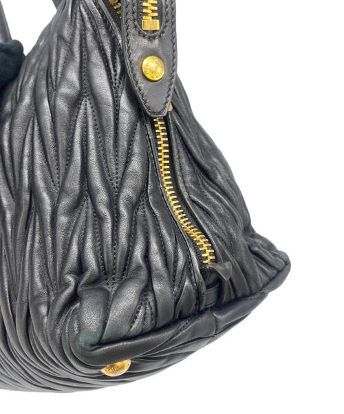 MIU MIU（ミュウミュウ）MIU MIU (ミュウミュウ) MIU MIU　マテラッセ　ハンドバッグ ブラックの古着・服飾アイテム