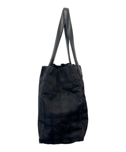 CHANEL（シャネル）CHANEL (シャネル) CHANEL　ニュートラベルライン　ナイロントートバッグ ブラックの古着・服飾アイテム