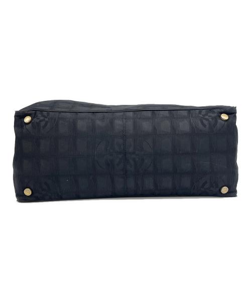 CHANEL（シャネル）CHANEL (シャネル) CHANEL　ニュートラベルライン　ナイロントートバッグ ブラックの古着・服飾アイテム