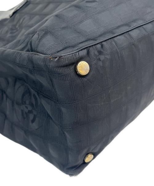 CHANEL（シャネル）CHANEL (シャネル) CHANEL　ニュートラベルライン　ナイロントートバッグ ブラックの古着・服飾アイテム