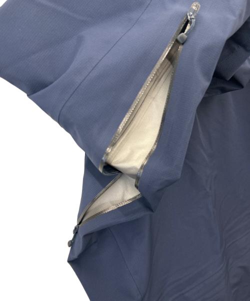 THE NORTH FACE（ザ ノース フェイス）THE NORTH FACE (ザ ノース フェイス) THE NORTH FACE　ウィンターダンスジャケット ネイビー サイズ:Ｍの古着・服飾アイテム