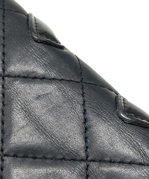 CHANEL（シャネル）CHANEL (シャネル) 2つ折り財布 ブラックの古着・服飾アイテム