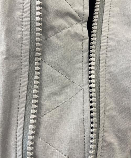 CAHLUMN（カウラム）CAHLUMN (カウラム) CAHLUMN　ナイロンジャケット グレー サイズ:Lの古着・服飾アイテム