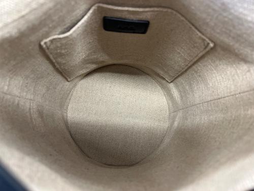 A.P.C.（アーペーセー）A.P.C. (アーペーセー) A.P.C. キャンバス　ショルダーバッグ ベージュ×ブラックの古着・服飾アイテム