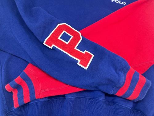 POLO RALPH LAUREN（ポロ・ラルフローレン）POLO RALPH LAUREN (ポロ・ラルフローレン) POLO RALPH LAUREN　スウェット　Pワッペン ブルー×レッド サイズ:Sの古着・服飾アイテム