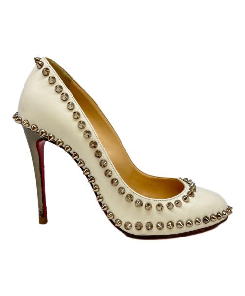Christian Louboutin（クリスチャン・ルブタン）Christian Louboutin (クリスチャン・ルブタン) Christian Louboutin　スタッズパンプス ホワイト サイズ:36 1/2の古着・服飾アイテム