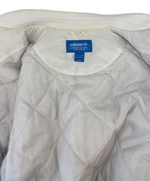 adidas（アディダス）adidas (アディダス) adidas　ボンバージャケット ホワイトの古着・服飾アイテム