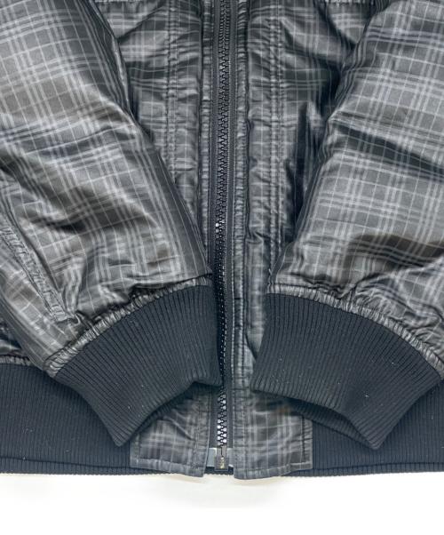 BURBERRY BLACK LABEL（バーバリーブラックレーベル）BURBERRY BLACK LABEL (バーバリーブラックレーベル) BURBERRY BLACK LABEL　リバーシブルダウンジャケット ブラック サイズ:Lの古着・服飾アイテム