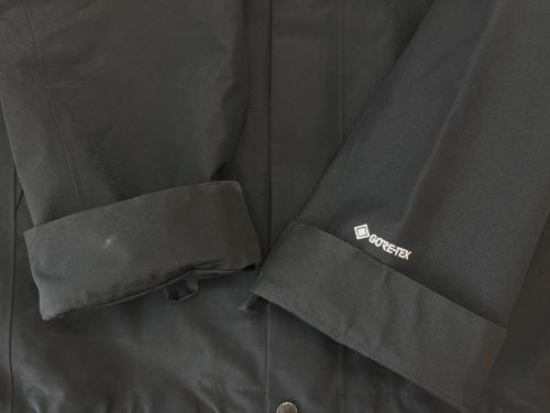 THE NORTH FACE（ザ ノース フェイス）THE NORTH FACE (ザ ノース フェイス) THE NORTH FACE　マウンテンジャケット ブラック サイズ:Lの古着・服飾アイテム