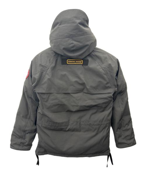 CANADA GOOSE（カナダグース）CANADA GOOSE (カナダグース) CANADA GOOSE　カムループス KAMLOOPS　ダウンジャケット グレー サイズ:M/Mの古着・服飾アイテム