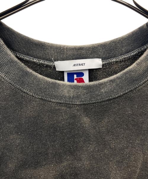 RUSSELL ATHLETIC（ラッセルアスレチック）RUSSELL ATHLETIC (ラッセルアスレチック) ASTRAET (アストラット) RUSSELL ATHLETIC × ASTRAET　クルーネックスウェット グレー サイズ:Fの古着・服飾アイテム