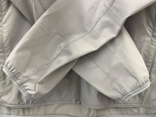 THE NORTH FACE（ザ ノース フェイス）THE NORTH FACE (ザ ノース フェイス) THE NORTH FACE　マウンテンソフトシェルフーディ グレー サイズ:Sの古着・服飾アイテム