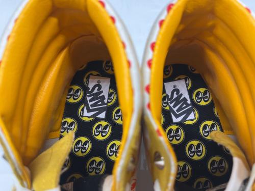 Moon Equipped（ムーンアイズ）MOON EQUIPPED (ムーンアイズ) VANS (バンズ) MOON EQUIPPED × VANS  スニーカー イエロー サイズ:29.0の古着・服飾アイテム