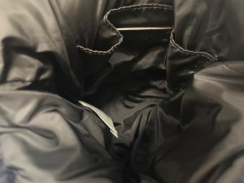 MONCLER（モンクレール）MONCLER (モンクレール) MONCLER　CARADOC BUCKET　バケットバッグ ブラックの古着・服飾アイテム