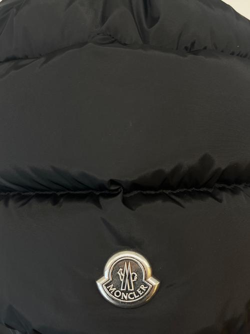 MONCLER（モンクレール）MONCLER (モンクレール) MONCLER　CARADOC BUCKET　バケットバッグ ブラックの古着・服飾アイテム