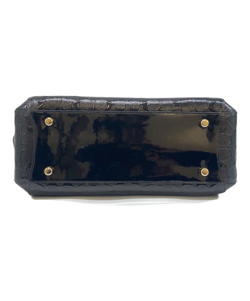 COACH（コーチ）COACH (コーチ) COACH  デボスド シグネチャー パテントレザー スモールマーゴット キャリーオール 2WAYバッグ ブラウン×ブラックの古着・服飾アイテム