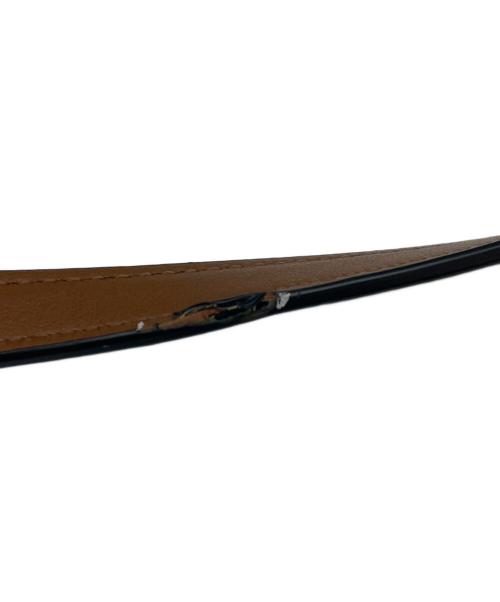 COACH（コーチ）COACH (コーチ) COACH  デボスド シグネチャー パテントレザー スモールマーゴット キャリーオール 2WAYバッグ ブラウン×ブラックの古着・服飾アイテム