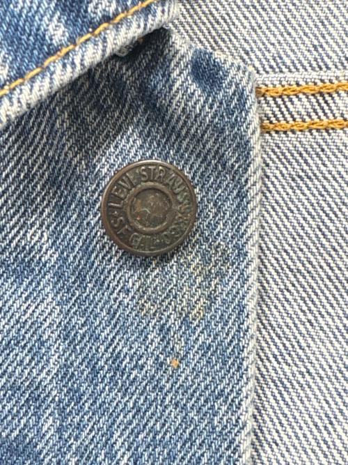 LEVI'S（リーバイス）LEVI'S (リーバイス) PEANUTS SNOOPY LEVI'S　PEANUTS SNOOPY　デニムジャケット ブルー サイズ:Sの古着・服飾アイテム