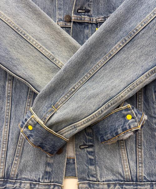 LEVI'S（リーバイス）LEVI'S (リーバイス) PEANUTS SNOOPY LEVI'S　PEANUTS SNOOPY　デニムジャケット ブルー サイズ:Sの古着・服飾アイテム