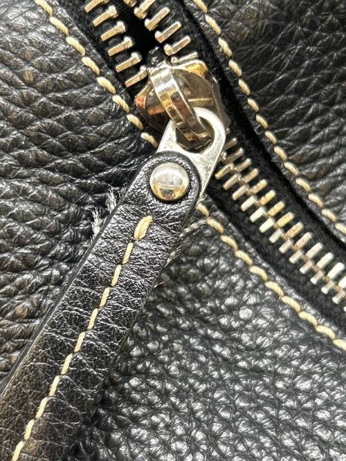 TOD'S（トッズ）TOD'S (トッズ) TOD'S　セミショルダーバッグ ブラックの古着・服飾アイテム