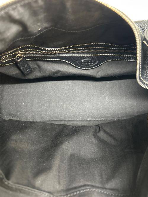 TOD'S（トッズ）TOD'S (トッズ) TOD'S　セミショルダーバッグ ブラックの古着・服飾アイテム