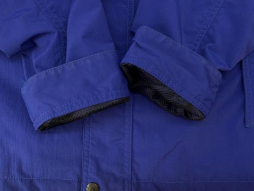 THE NORTH FACE（ザ ノース フェイス）THE NORTH FACE (ザ ノース フェイス) THE NORTH FACE 　HYDRENA WIND JACKET ブルー×ブラック サイズ:Mの古着・服飾アイテム