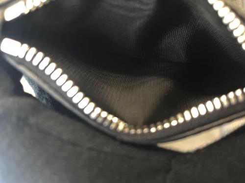 Maison Margiela（メゾンマルジェラ）Maison Margiela (メゾンマルジェラ) Maison Margiela  3つ折り財布 ブラックの古着・服飾アイテム