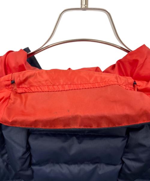 Patagonia（パタゴニア）Patagonia (パタゴニア) Patagonia　ダウンジャケット ネイビー×レッド サイズ:Mの古着・服飾アイテム