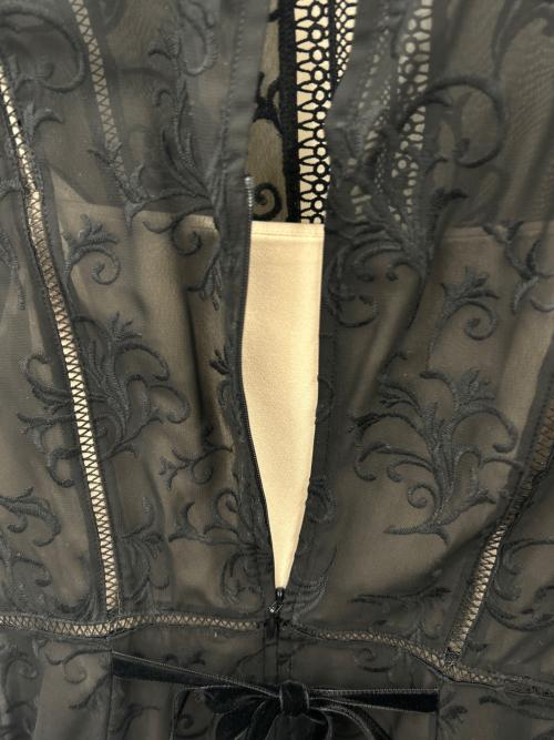 FRAY ID（フレイ アイディー）FRAY ID (フレイ アイディー) FRAY ID　半袖ワンピース ブラック サイズ:１の古着・服飾アイテム
