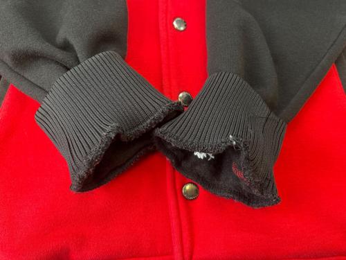 Franklin & Marshall（フランクリン＆マーシャル）Franklin & Marshall (フランクリン＆マーシャル) Franklin & Marshall　スタジャン レッド×ブラック サイズ:MEDIUMの古着・服飾アイテム