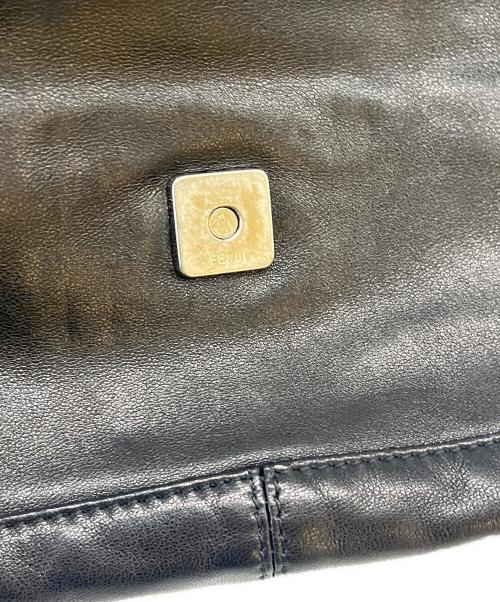FENDI（フェンディ）FENDI (フェンディ) FENDI マンマバケット　ショルダーバッグ ブラックの古着・服飾アイテム