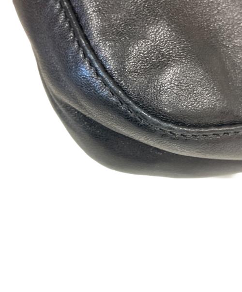 FENDI（フェンディ）FENDI (フェンディ) FENDI マンマバケット　ショルダーバッグ ブラックの古着・服飾アイテム