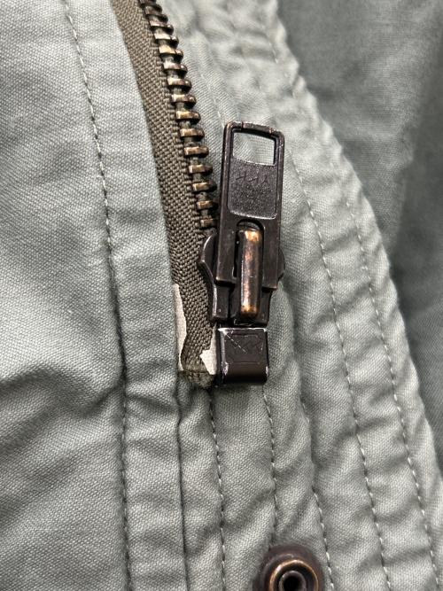 US ARMY（ユーエスアーミー）US ARMY (ユーエスアーミー) GREENBRIER INDUSTRIES (グリーンブライヤー インダストリーズ) GREENBRIER INDUSTRIES 　N-3Bタイプコート グレー サイズ:Lの古着・服飾アイテム