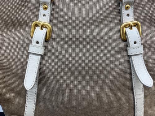 PRADA（プラダ）PRADA (プラダ) PRADA 2WAYバッグ ベージュの古着・服飾アイテム