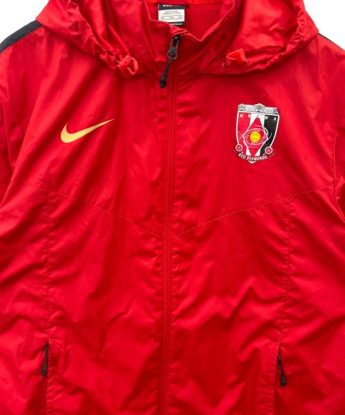 NIKE（ナイキ）NIKE (ナイキ) 浦和レッズ (ウラワレッズ) NIKE　浦和レッズ　フーデッドジャケット レッド サイズ:3XLの古着・服飾アイテム