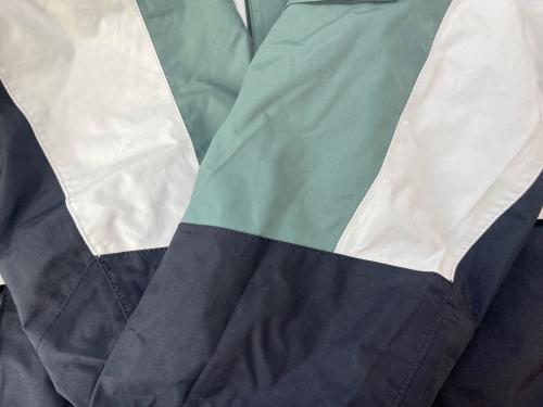 HELLY HANSEN（ヘリーハンセン）HELLY HANSEN (ヘリーハンセン) HELLY HANSEN 　SPオーシャン フレイジャケット グリーン×グレー サイズ:Lの古着・服飾アイテム