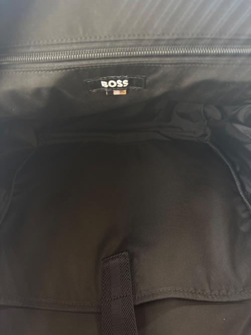 HUGO BOSS（ヒューゴ ボス）HUGO BOSS (ヒューゴ ボス) HUGO BOSS バックパック ブラックの古着・服飾アイテム