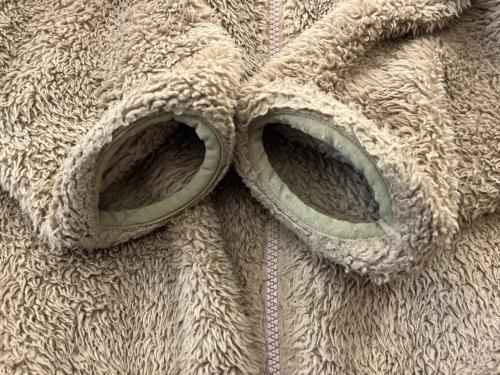 WILD THINGS（ワイルドシングス）WILD THINGS (ワイルドシングス) WILD THINGS　フリースジャケット ベージュ サイズ:Ｍの古着・服飾アイテム